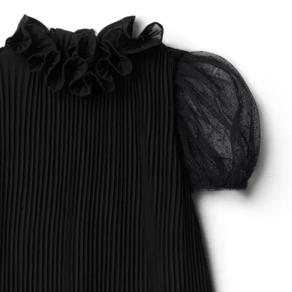 NWT Girls Pleated Puff Sleeve Black Dress, Size 7 - Picture 2 of 5